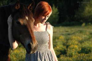 The_Girl_and_The_Horse_by_Anda
